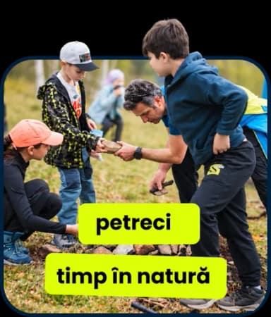 Copii și adulți meșteresc ceva pe iarbă: „petreci timp în natură”